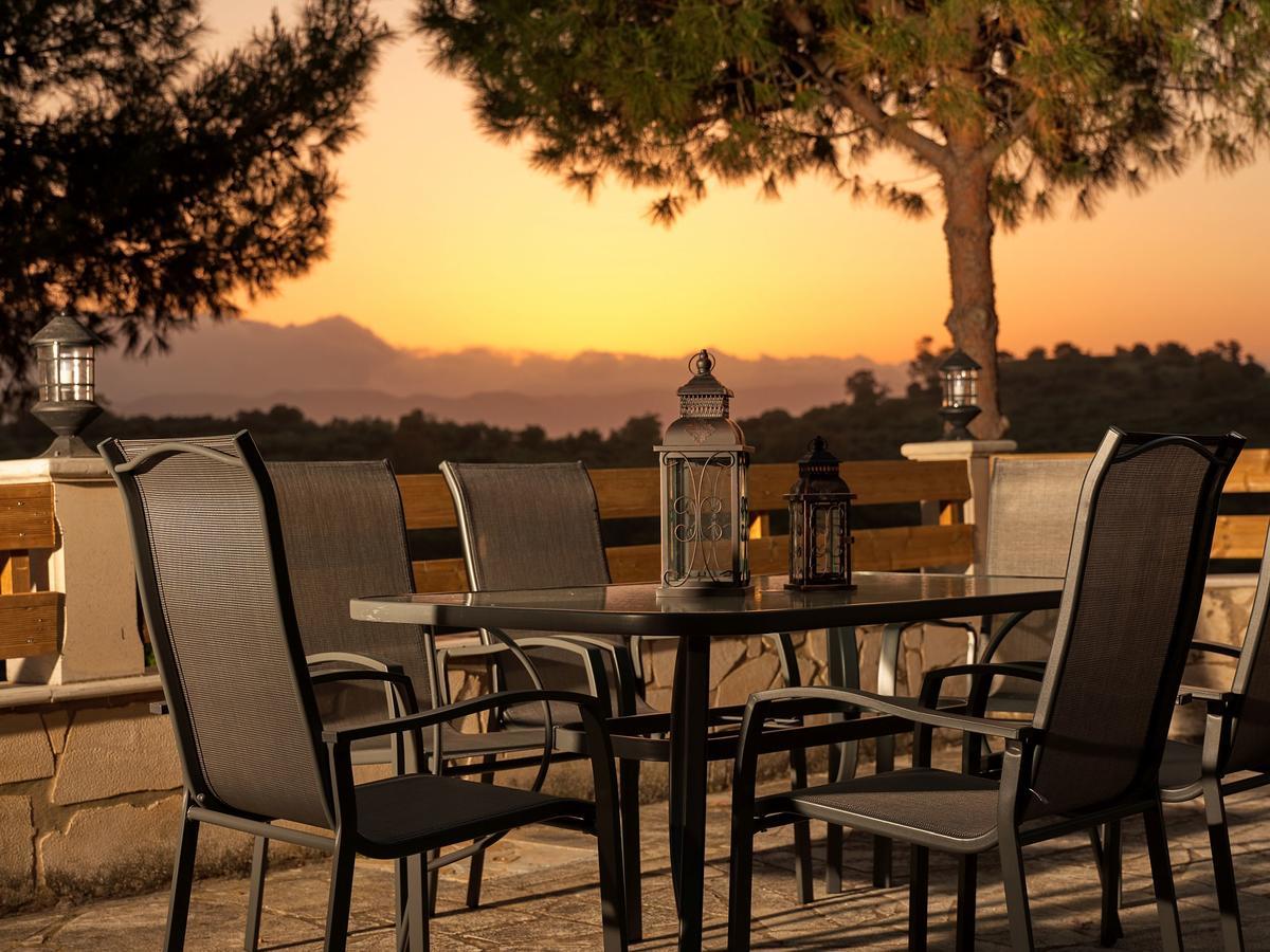 Kanalos - Private Pool & Stunning Views, By Zantewize Villa *