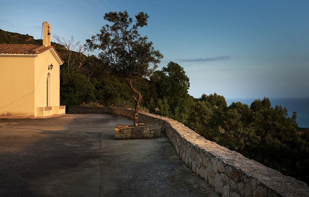 別墅 Kanalos - Private Pool & Stunning Views, By Zantewize *
