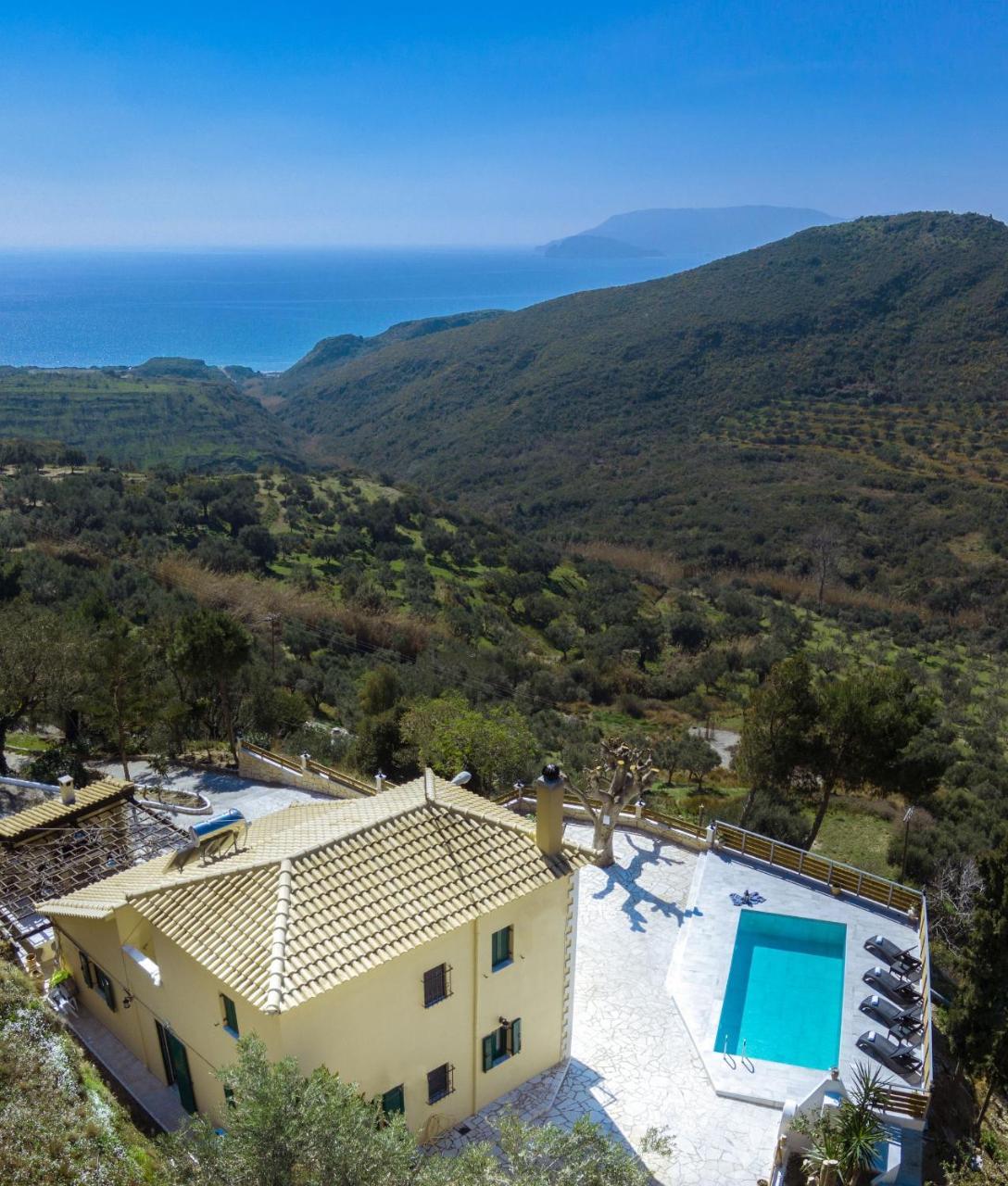 Villa Kanalos - Private Pool & Stunning Views, By Zantewize